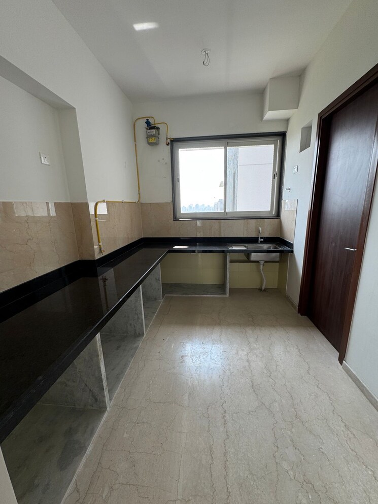 Kitchen, courtyard-by-narang-realty-and-the-wadhwa-group 3 Bedroom 1160 Sq.Ft. Apartment In Pokhran Road No Two Thane 9414968