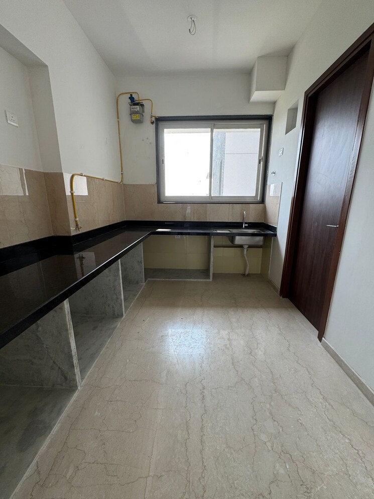 Kitchen, courtyard-by-narang-realty-and-the-wadhwa-group 3 Bedroom 1160 Sq.Ft. Apartment In Pokhran Road No Two Thane 9414968