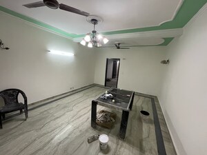 Furnished Amenities in 1.5 BHK Builder Floor at Ansal Sushant Lok I, Sector 43 – for Rent