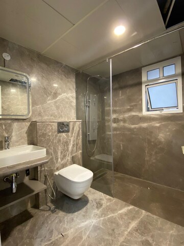 Bathroom in 3 BHK Apartment at Dona Paula – for Rent