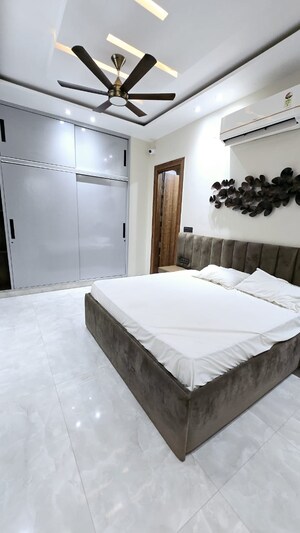 Bedroom in 3 BHK Villa at Kingson Green Villa, Sector 16 Greater Noida – for Sale