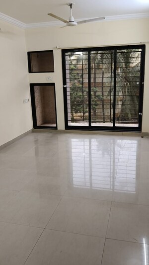2 BHK Apartment For Rent in Ashish Swapnalok Towers, Goregaon East