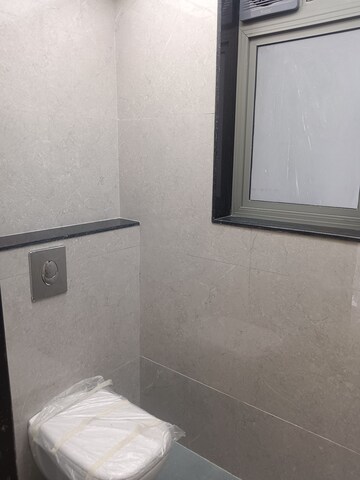 Room in 2 BHK Apartment at Bharat Kunj CHS, Erandwane – for Sale