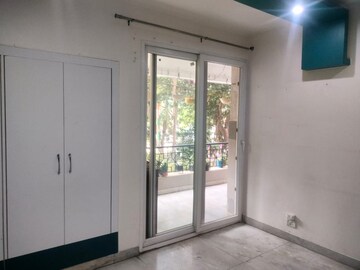 Room in 3 BHK Apartment at Mahalaxmi Apartments Gurgaon, Sector 43 – for Rent