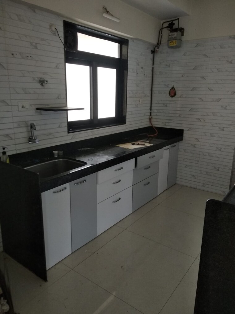 Kitchen, chandak-stella 3 Bedroom 881 Sq.Ft. Apartment In Goregaon West Mumbai 9415599