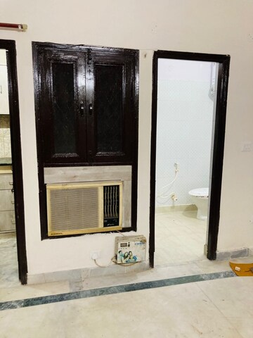 Room in 3 BHK Independent House at RWA Apartments Sector 19, Sector 19 – for Sale