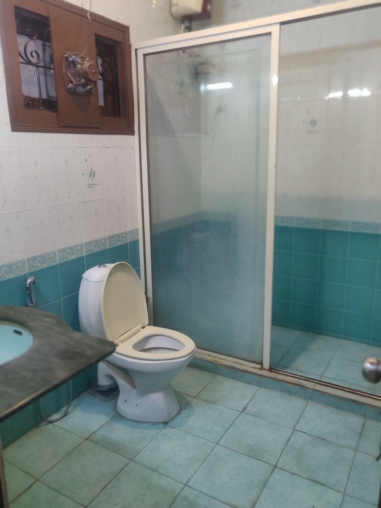 Bathroom, cozy-home-somajiguda 6+ Bedroom 6500 Sq.Ft. Independent House In Somajiguda Hyderabad 9415769
