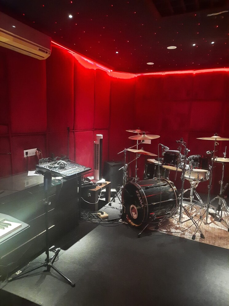 Living Room, venkateshwara-the-ridges 5 Bedroom 5217 Sq.Ft. Apartment In Bhugaon Pune 9415690