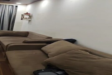 Furnished Amenities in 2 BHK Builder Floor at Patel Nagar – for Rent