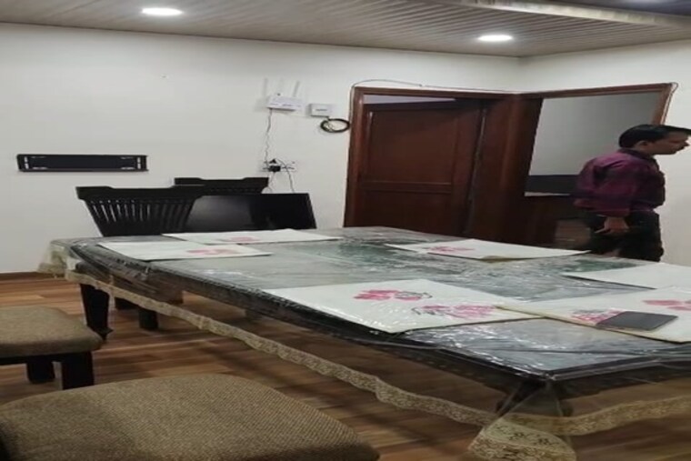 Other, patel nagar 2 Bedroom 806 Sq.Ft. Builder Floor In Patel Nagar Delhi 9415745