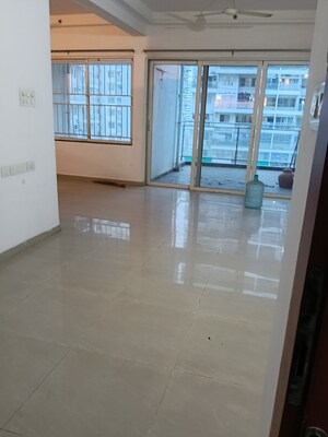 Room in 3 BHK Apartment at Hinjewadi – for Rent