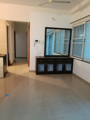 Room in 3 BHK Apartment at Hinjewadi – for Rent