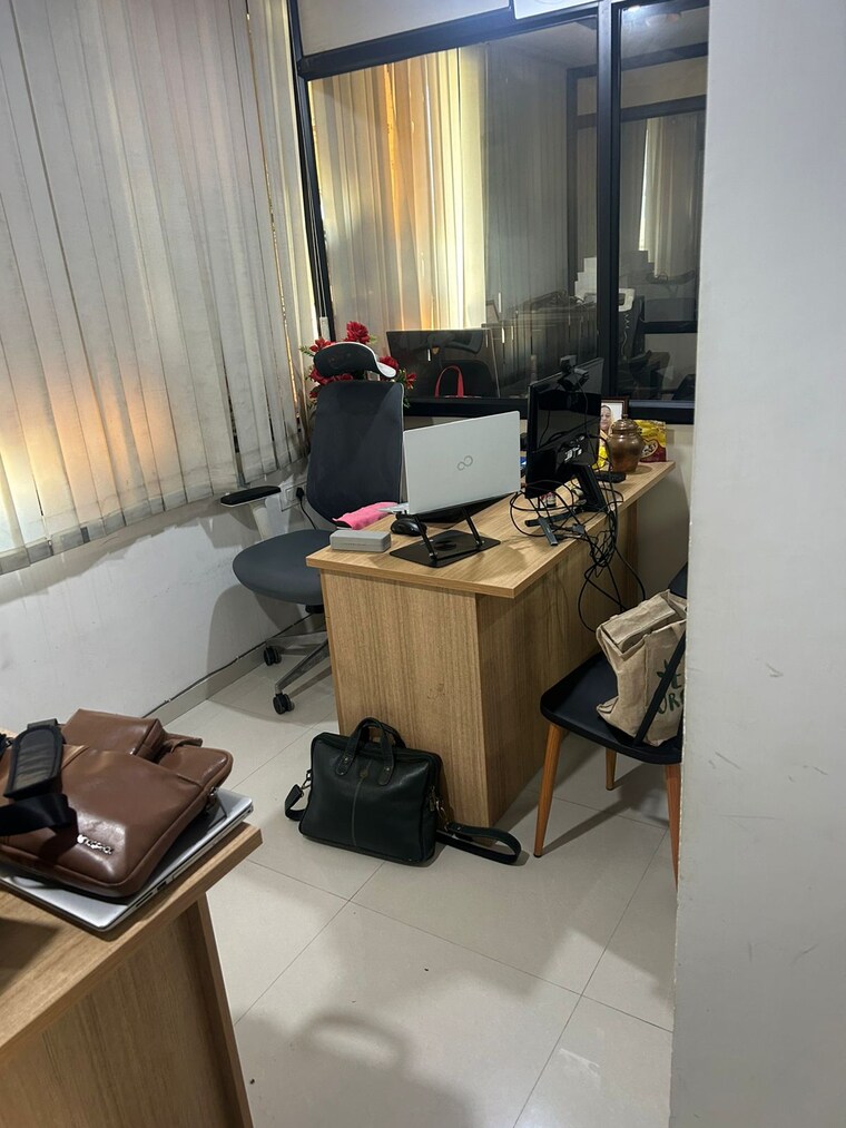 Team Area, science city Commercial Office Space 1200 Sq.Ft. In Science City Ahmedabad 9415906