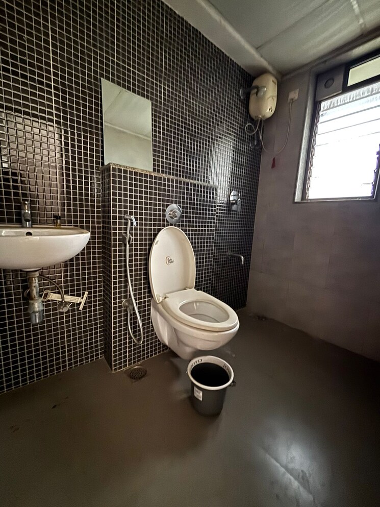 Bathroom, lodha-palava-urbano-d-and-e 2.5 Bedroom 1120 Sq.Ft. Apartment In Dombivli East Thane 9415935