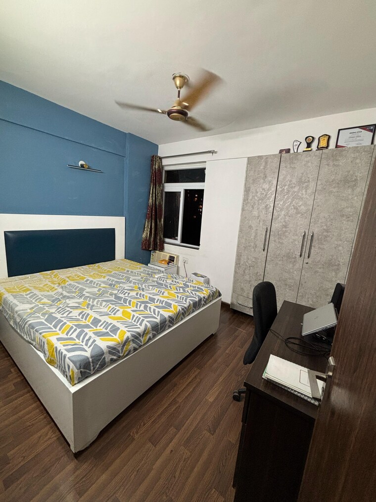 Bedroom, sector 37 2.5 Bedroom 1320 Sq.Ft. Builder Floor In Sector 37 Gurgaon 9415970