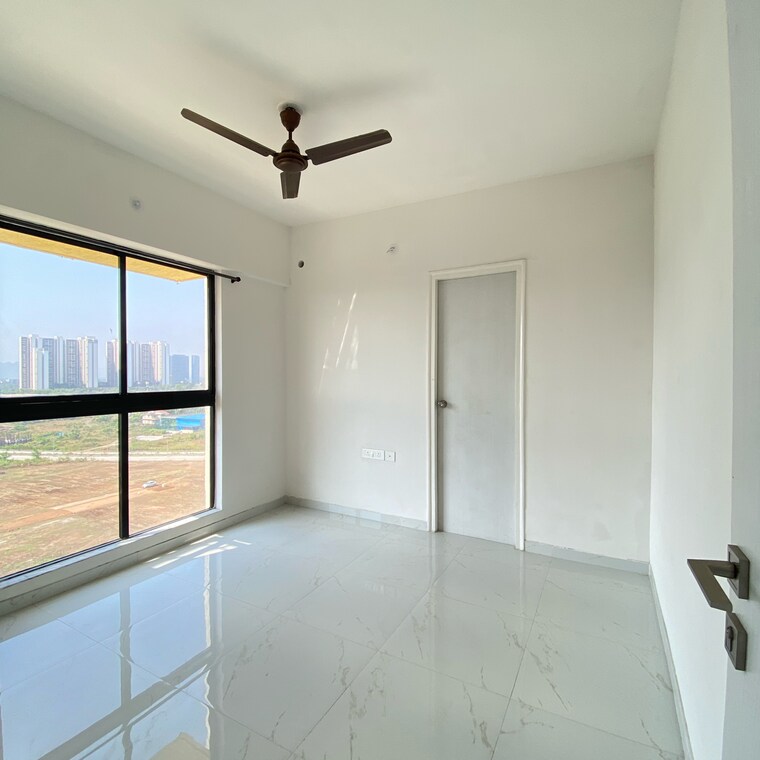 Room, runwal-gardens-phase-2 1 Bedroom 467 Sq.Ft. Apartment In Kalyan Shilphata Road Thane 9416074