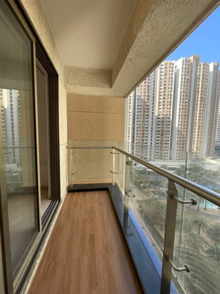 Balcony, lodha-splendora-platino 3 Bedroom 871 Sq.Ft. Apartment In Ghodbunder Road Thane 9416090