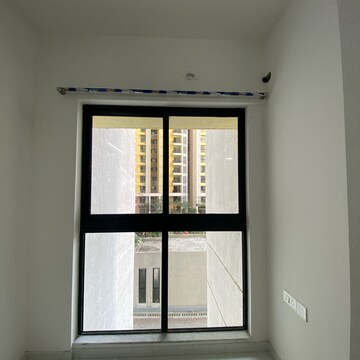 Room in 1 BHK Apartment at Runwal Gardens Phase 3, Kalyan Shilphata Road – for Rent