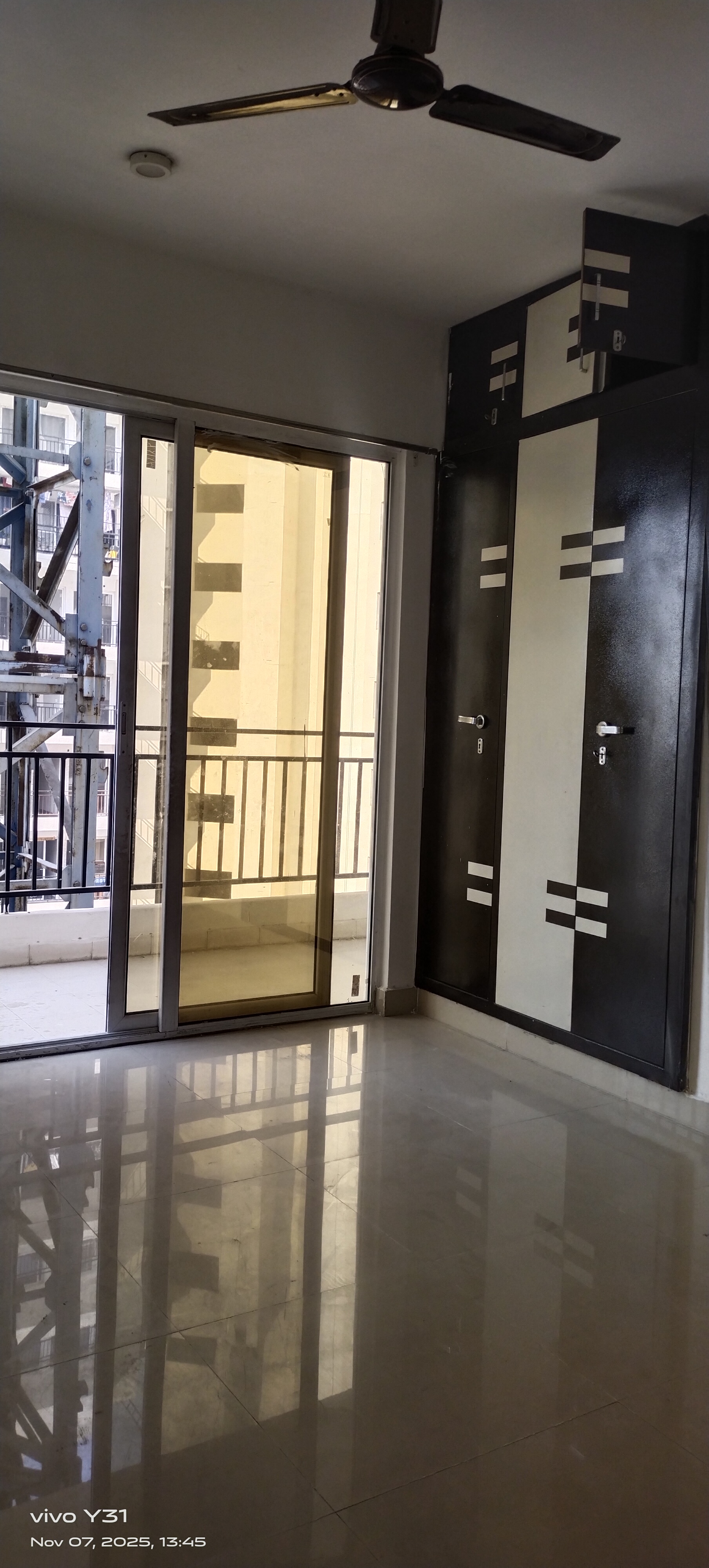 3 BHK Apartment For Rent in Patel Neotown