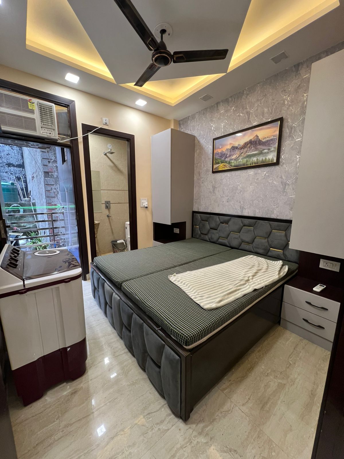 2 BHK Builder Floor For Rent in Dwarka Mor