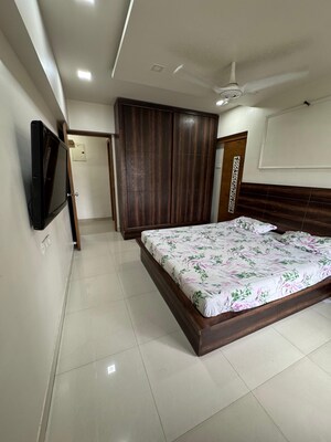 Bedroom in 3 BHK Apartment at SD Astron Tower, Kandivali East – for Rent