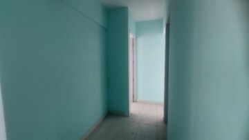 Room in 3 BHK Apartment at Shrachi Greenwood Park Extension, Rajarhat New Town – for Sale