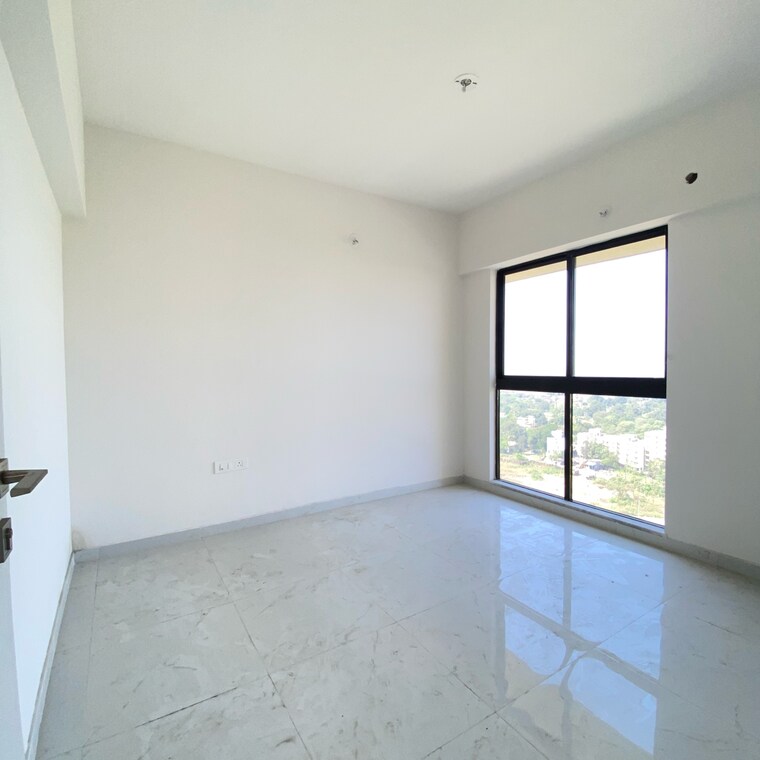 Room, runwal-gardens-phase-2 2 Bedroom 657 Sq.Ft. Apartment In Kalyan Shilphata Road Thane 9416582