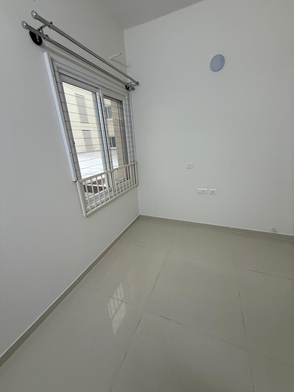 2 BHK Apartment For Sale in Parvat Patiya