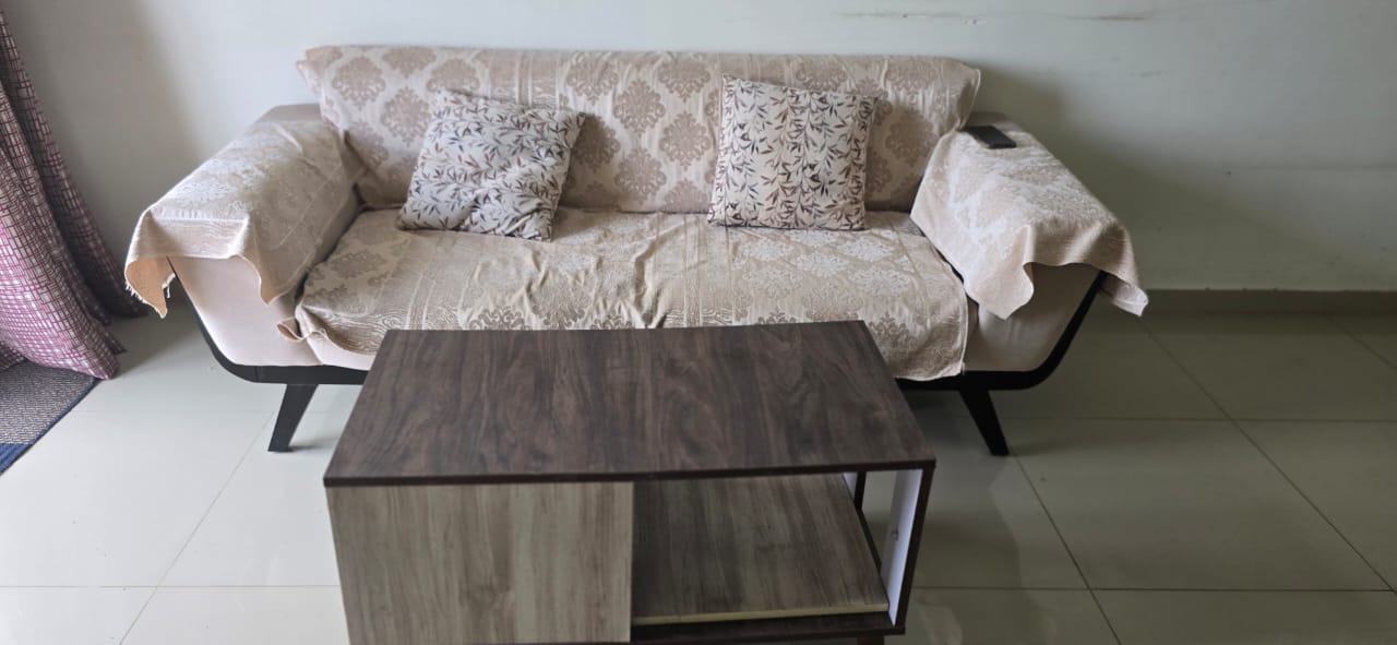 1 BHK + Extra Room Apartment For Rent in 1 Bhk Flat Available For 