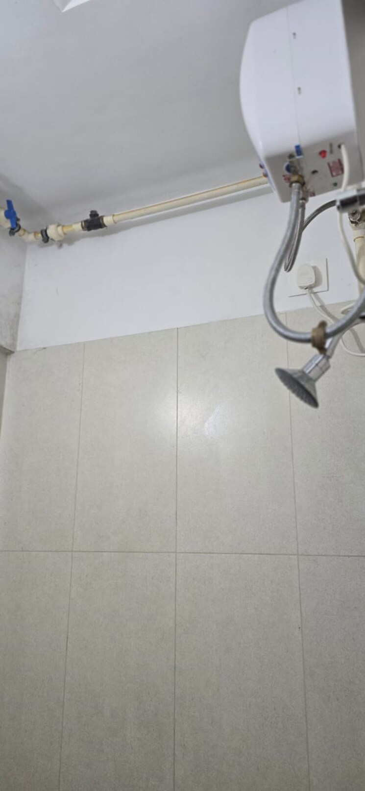 Bathroom, hinjewadi 1 Bedroom 500 Sq.Ft. Apartment In Hinjewadi Pune 9416606