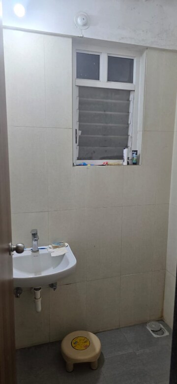 Bathroom in 1 BHK Apartment at Hinjewadi – for Rent