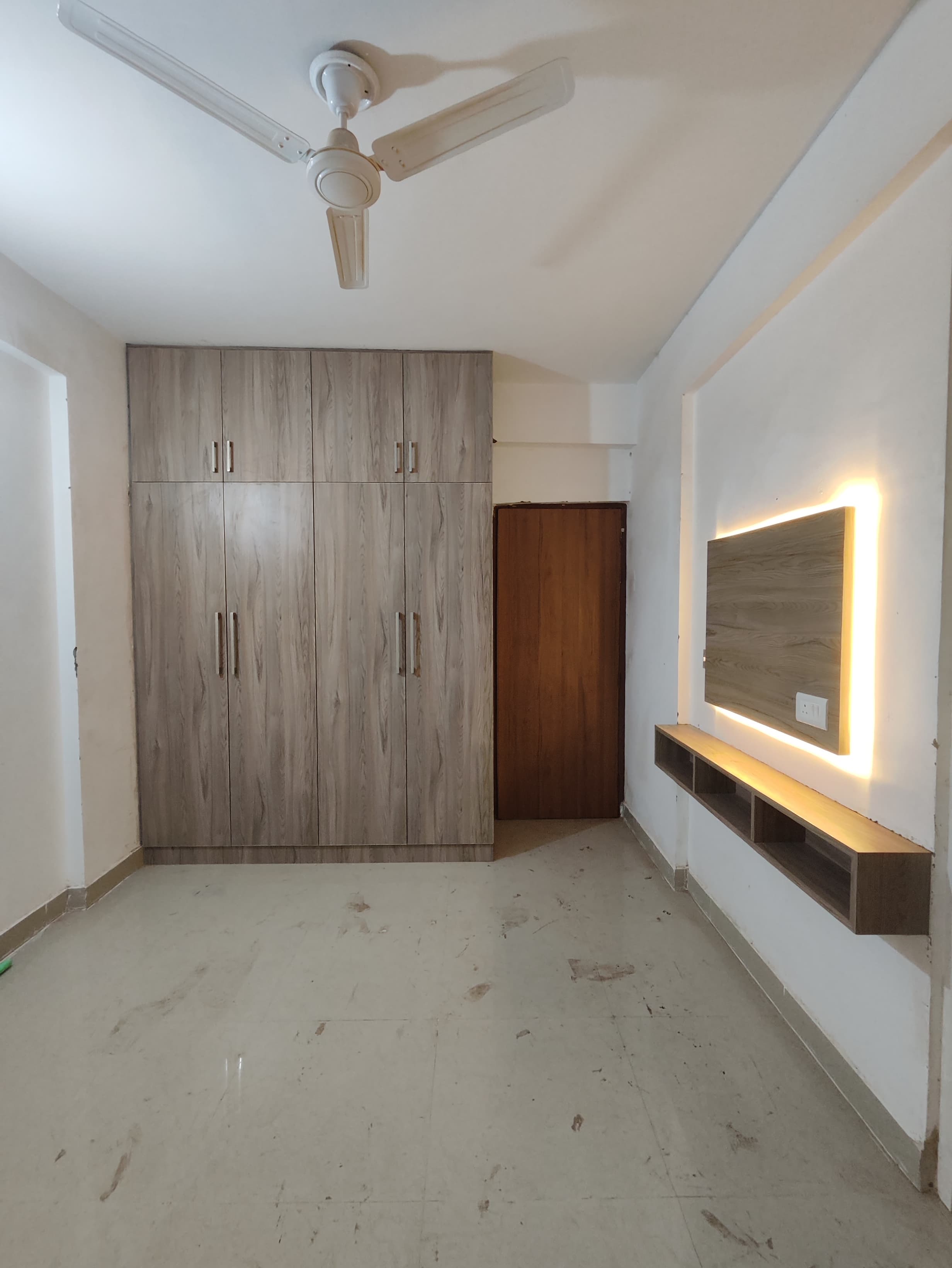 1 BHK Apartment For Rent in ROF Amaltas