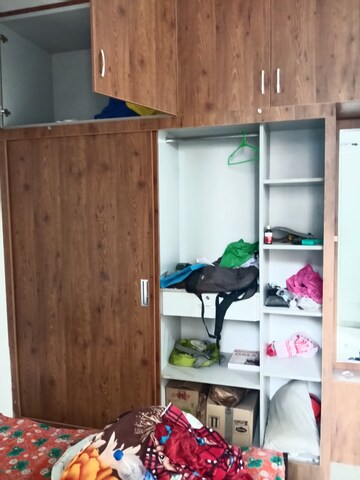 Furnished Amenities in 2 BHK Apartment at Sector 16c Greater Noida – for Rent