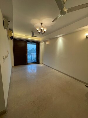 Room in 3 BHK Builder Floor at Anand Niketan – for Rent