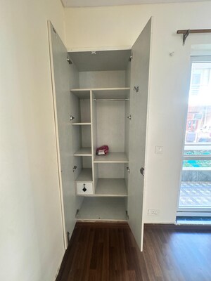 Bathroom in 3 BHK Apartment at BPTP Parkland Pride, Sector 77 – for Sale