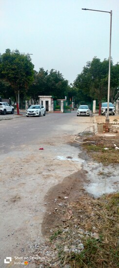 Plot For Sale in Ansal Sushant Golf city