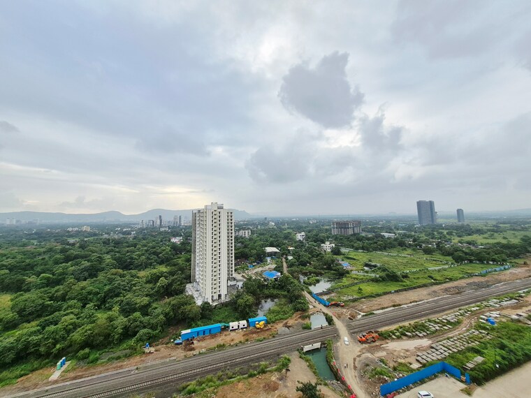 Garden, runwal-my-city 3 Bedroom 707 Sq.Ft. Apartment In Dombivli East Thane 9417089