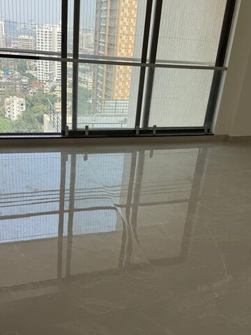 Room in 2 BHK Apartment at Matunga West – for Rent