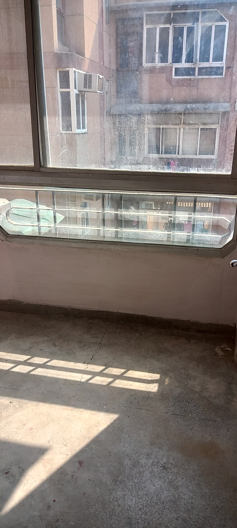 Balcony, ip extension 2 Bedroom 950 Sq.Ft. Apartment In Ip Extension Delhi 9417105