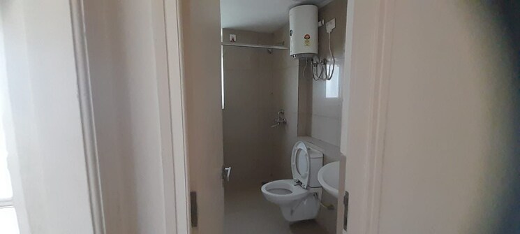 Bathroom, emaar-palm-gardens 3 Bedroom 1900 Sq.Ft. Apartment In Sector 83 Gurgaon 9417117