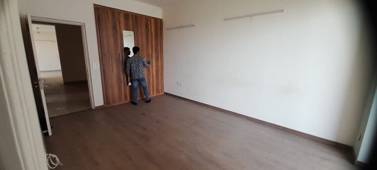 Room, emaar-palm-gardens 3 Bedroom 1900 Sq.Ft. Apartment In Sector 83 Gurgaon 9417117