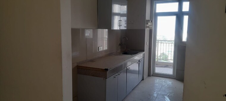 Kitchen, emaar-palm-gardens 3 Bedroom 1900 Sq.Ft. Apartment In Sector 83 Gurgaon 9417117