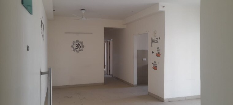 Room, emaar-palm-gardens 3 Bedroom 1900 Sq.Ft. Apartment In Sector 83 Gurgaon 9417117