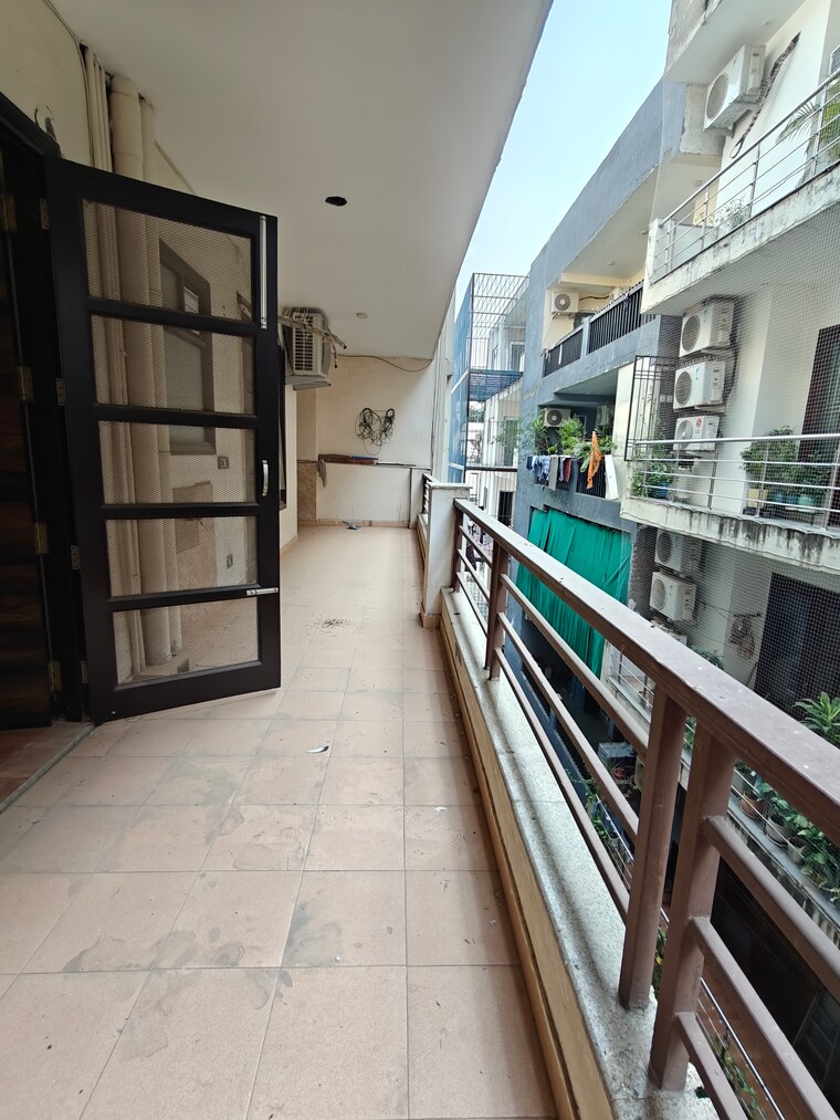 Balcony, ansal-api-esencia 3 Bedroom 1394 Sq.Ft. Apartment In Sector 67 Gurgaon 9417142