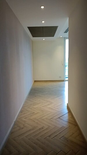 Room in 3 BHK Builder Floor at Lajpat Nagar Iii – for Rent