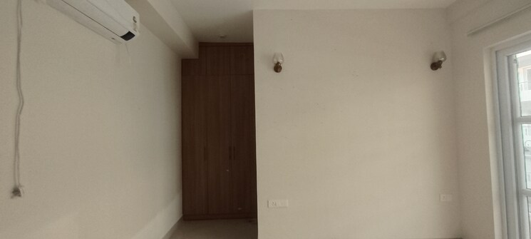Room, ss-linden 5 Bedroom 3420 Sq.Ft. Apartment In Sector 84 Gurgaon 9417207