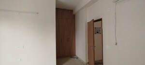 Room in 5 BHK Apartment at SS Linden, Sector 84 – for Rent