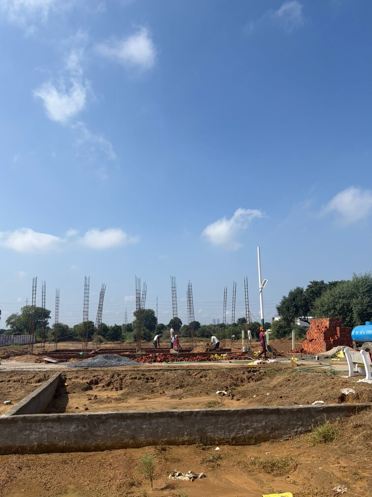 Cover Image, sector 12  70 Sq.Yd. Plot In Sector 12 Noida 9417238