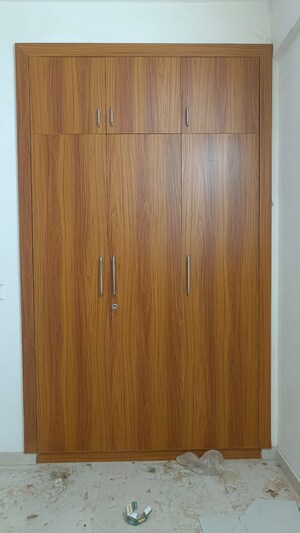 Furnished Amenities in 3 BHK Builder Floor at Smart World Gems, Sector 89 – for Sale