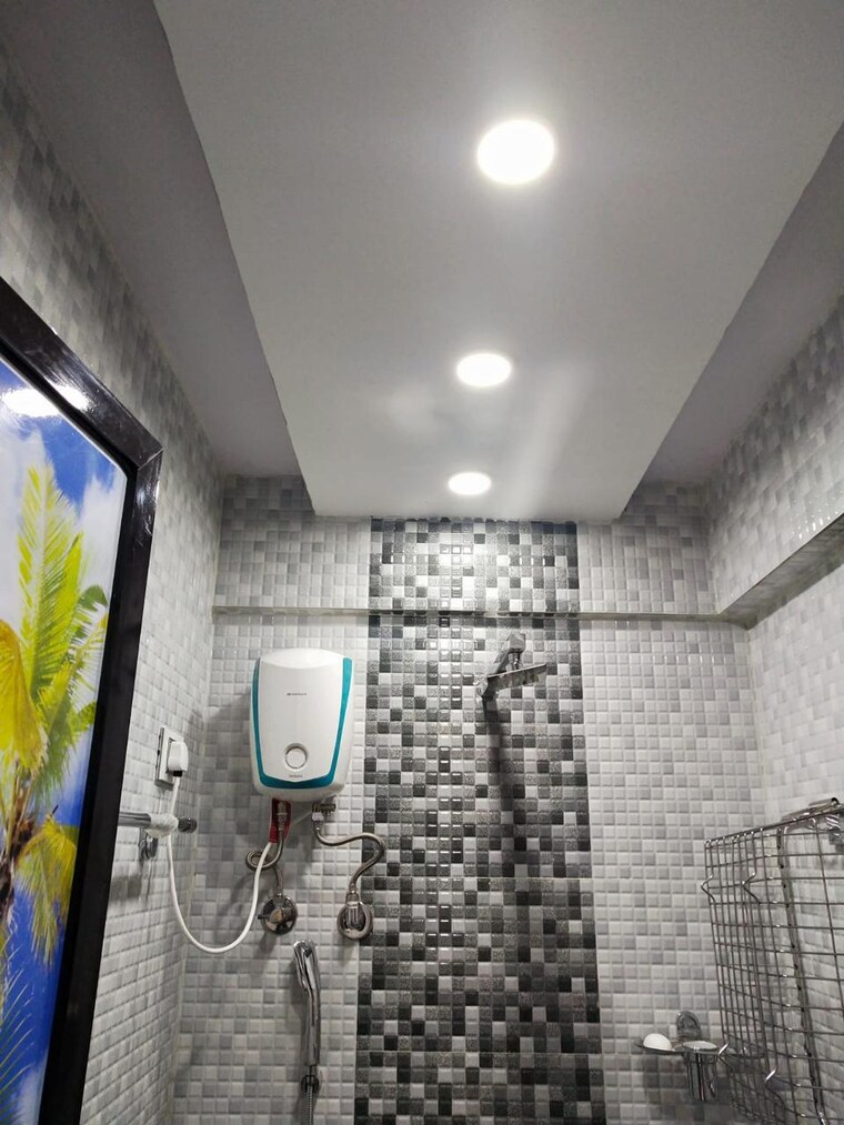 Bathroom, torana-chs-govandi-east 1 Bedroom 425 Sq.Ft. Apartment In Govandi East Mumbai 9417310